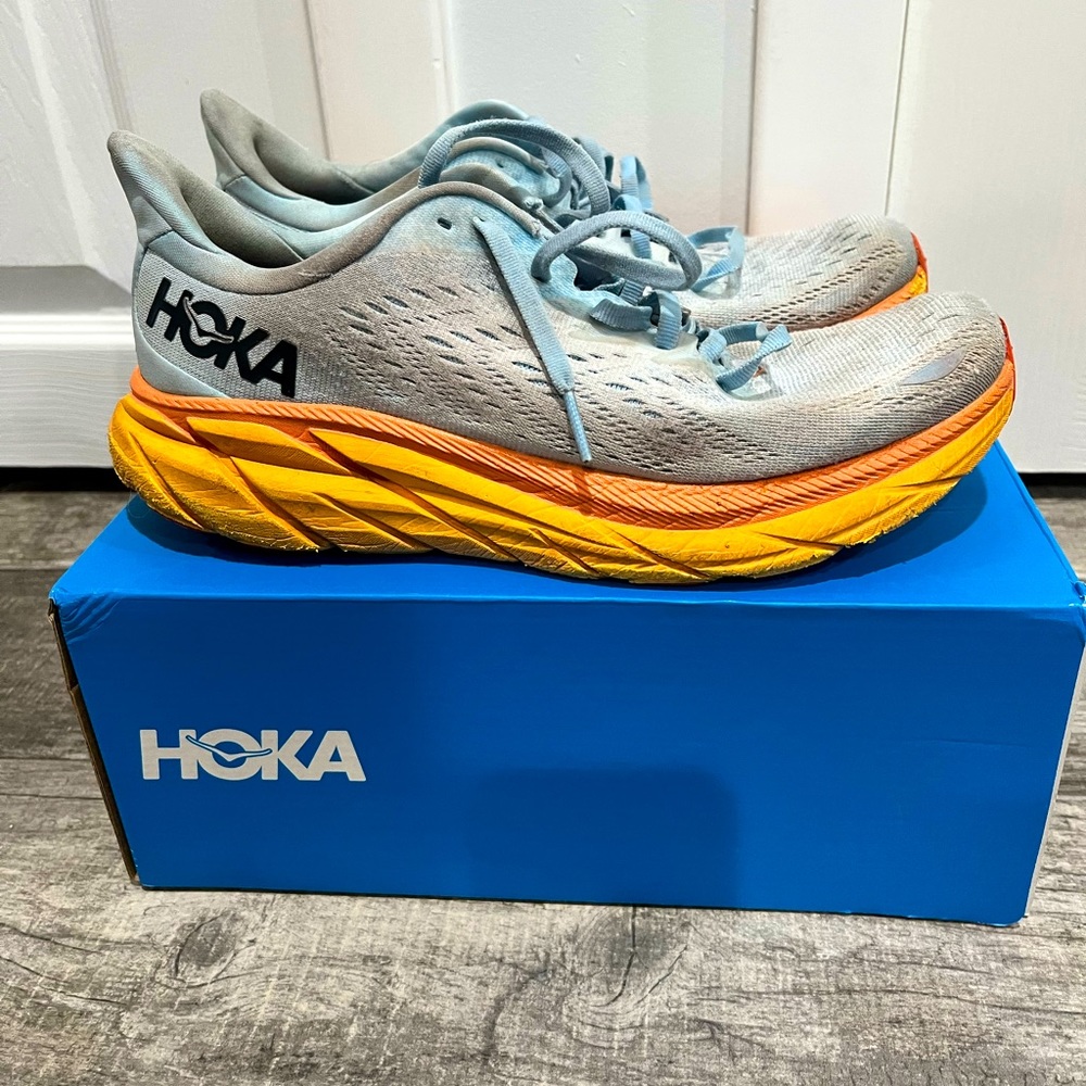 W Clifton 9 HOKA one
